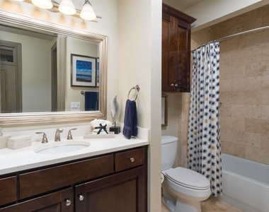 7 Riverway - Photo Thumbnail 6