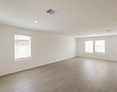 452 San Miguel Creek Drive - Photo Thumbnail 2