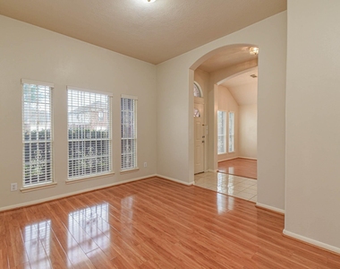 13735 Branford Greens Drive - Photo Thumbnail 8