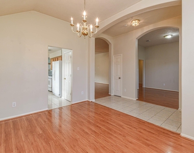13735 Branford Greens Drive - Photo Thumbnail 4