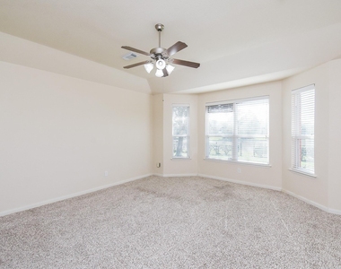 6203 Ledger Lane - Photo Thumbnail 17