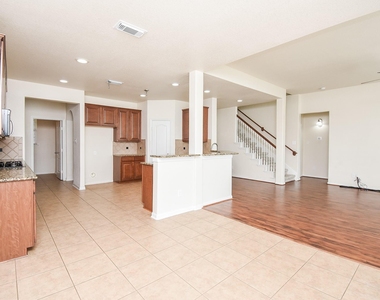 6203 Ledger Lane - Photo Thumbnail 10