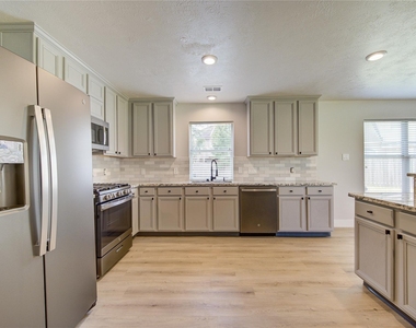 4931 Lake Catherine Court - Photo Thumbnail 22