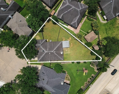4931 Lake Catherine Court - Photo Thumbnail 38
