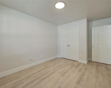 4931 Lake Catherine Court - Photo Thumbnail 10
