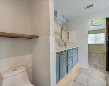 4931 Lake Catherine Court - Photo Thumbnail 32