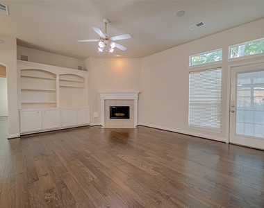 3827 Garden Way - Photo Thumbnail 6