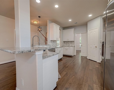 3827 Garden Way - Photo Thumbnail 1