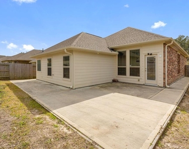 2666 Cedar Path Lane - Photo Thumbnail 19