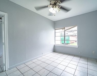 6417 Rolla Street - Photo Thumbnail 9