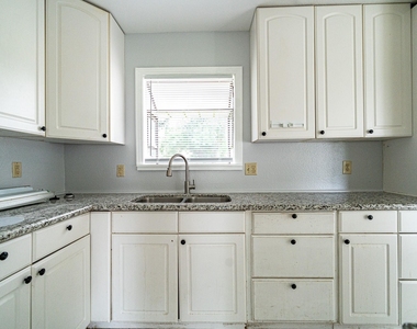 6417 Rolla Street - Photo Thumbnail 15