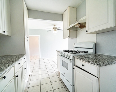 6417 Rolla Street - Photo Thumbnail 13