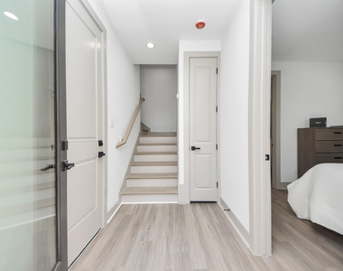 5320 Kindred Garden Lane - Photo Thumbnail 10