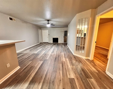 10661 Braes Bend Drive - Photo Thumbnail 1
