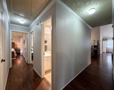 2909 Laurelridge Drive - Photo Thumbnail 26