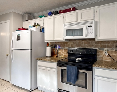 2909 Laurelridge Drive - Photo Thumbnail 15