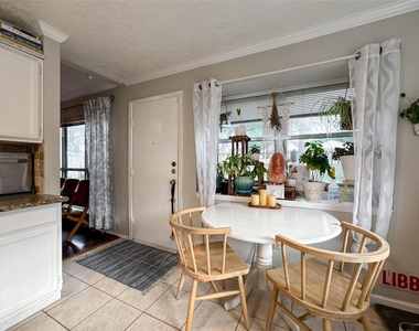 2909 Laurelridge Drive - Photo Thumbnail 17