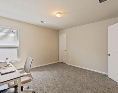 2221 Raider Drive - Photo Thumbnail 31