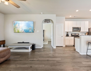 2221 Raider Drive - Photo Thumbnail 19