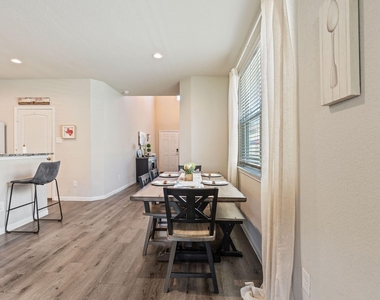 2221 Raider Drive - Photo Thumbnail 8
