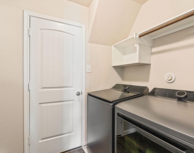2221 Raider Drive - Photo Thumbnail 35