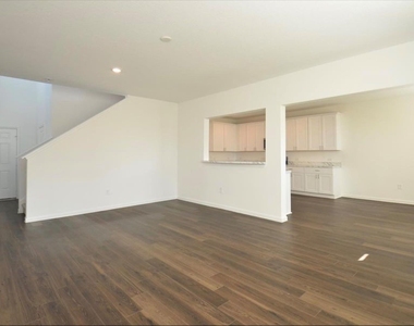 16412 Big Hickory Dr - Photo Thumbnail 4