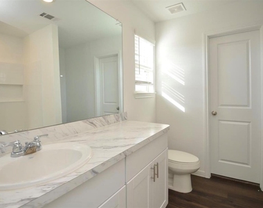 16412 Big Hickory Dr - Photo Thumbnail 10