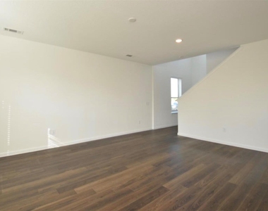 16412 Big Hickory Dr - Photo Thumbnail 5
