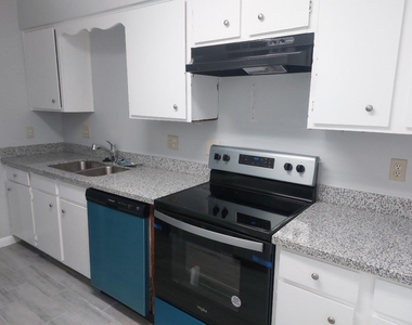 1846 Hollister Street - Photo Thumbnail 5