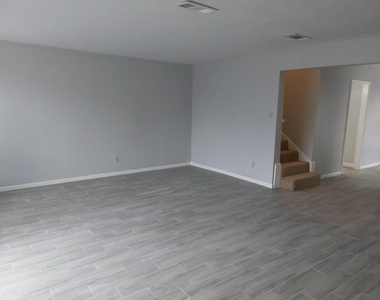 1846 Hollister Street - Photo Thumbnail 3