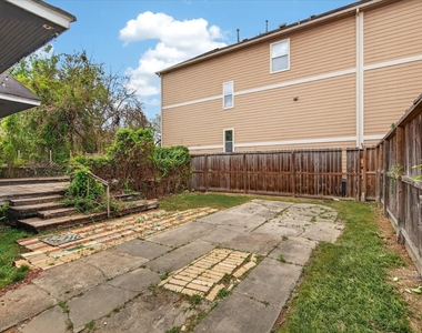1607 Holman Street - Photo Thumbnail 23