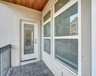 1325 W 24th Street - Photo Thumbnail 35
