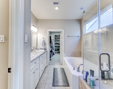 1325 W 24th Street - Photo Thumbnail 27