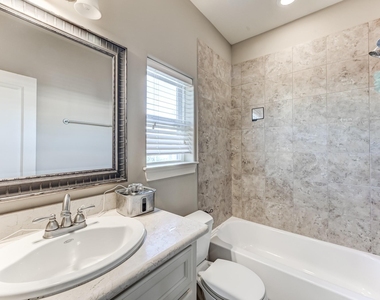 1325 W 24th Street - Photo Thumbnail 30