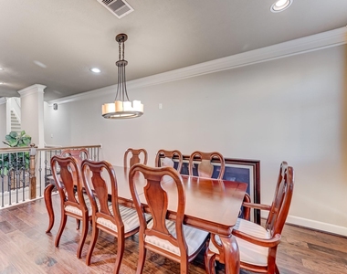 1325 W 24th Street - Photo Thumbnail 18