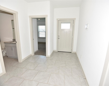 1515 Cordelia Court - Photo Thumbnail 3