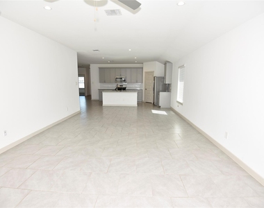 1515 Cordelia Court - Photo Thumbnail 9