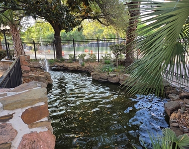 2300 Old Spanish Trail Drive - Photo Thumbnail 20