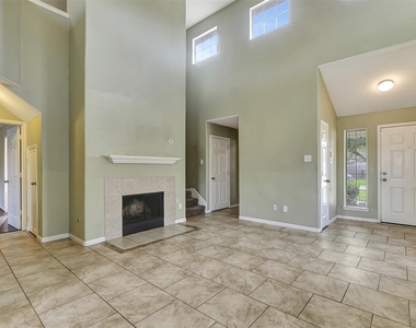 2618 Shearwater Bend Drive - Photo Thumbnail 6
