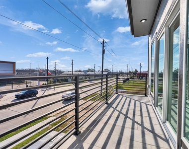 4421 Reed Rd Unit - Photo Thumbnail 18