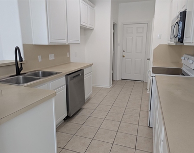 16515 Beckland Lane - Photo Thumbnail 3