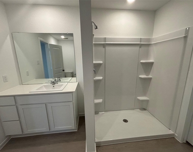 16615 River Grass Trail - Photo Thumbnail 27
