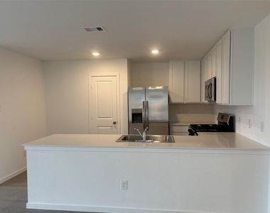16615 River Grass Trail - Photo Thumbnail 19