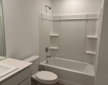 16615 River Grass Trail - Photo Thumbnail 28