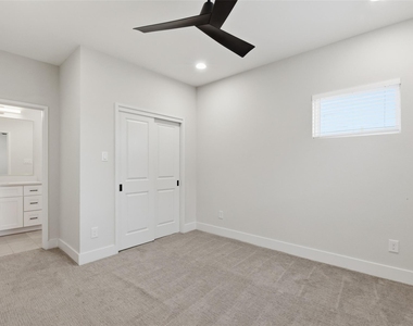 2204 Lou Ellen Lane - Photo Thumbnail 34