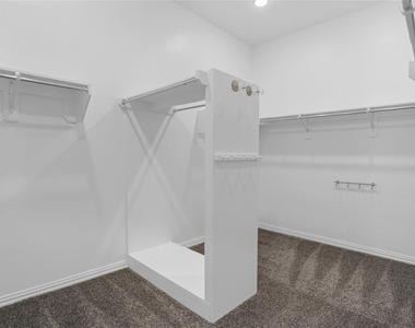 2718 Ripe Amber Cup Court - Photo Thumbnail 17