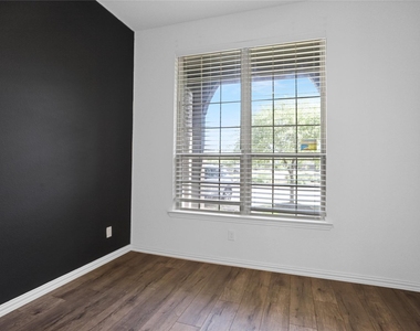 2718 Ripe Amber Cup Court - Photo Thumbnail 31