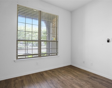 2718 Ripe Amber Cup Court - Photo Thumbnail 32