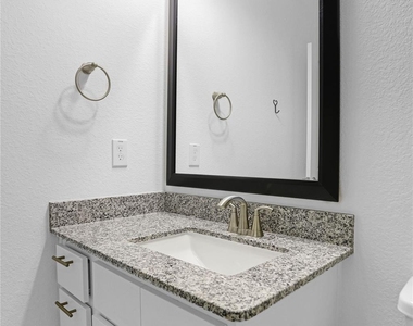 2718 Ripe Amber Cup Court - Photo Thumbnail 34