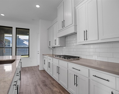 2718 Ripe Amber Cup Court - Photo Thumbnail 9